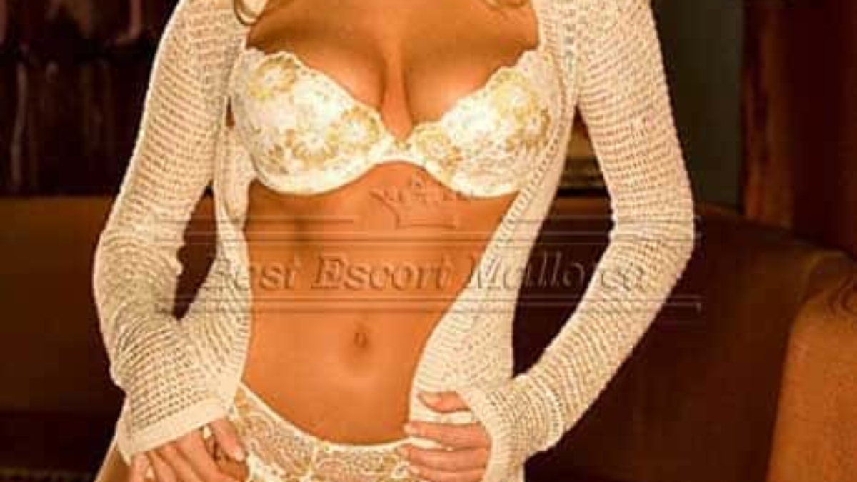 Mia escort rusa en Mallorca con trato de novia